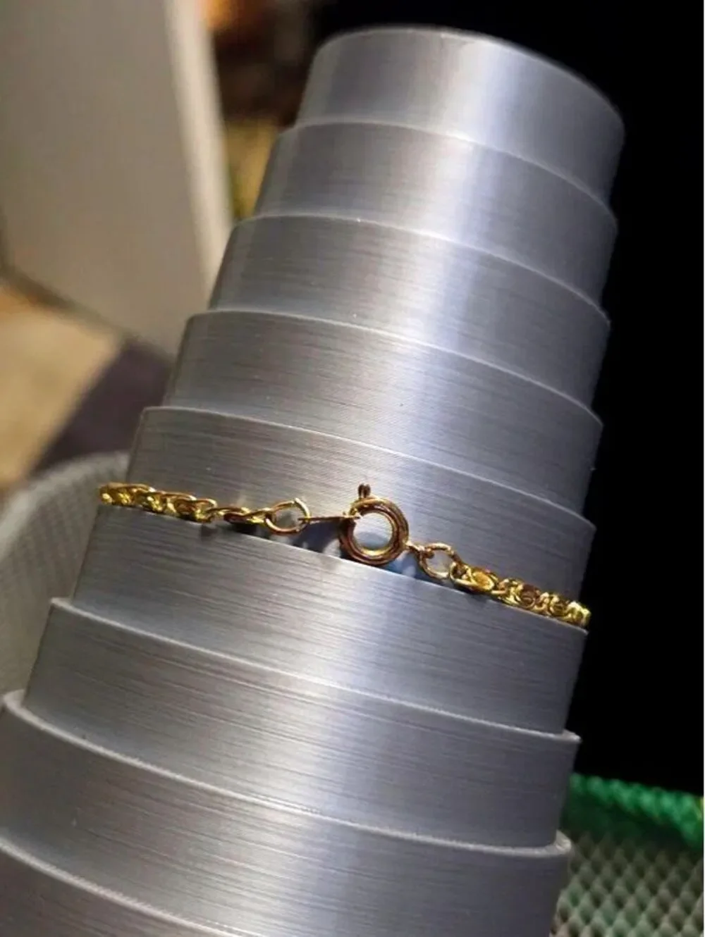 Vintage Gold Tone Zig Zag Criss Cross Link Bracelet
